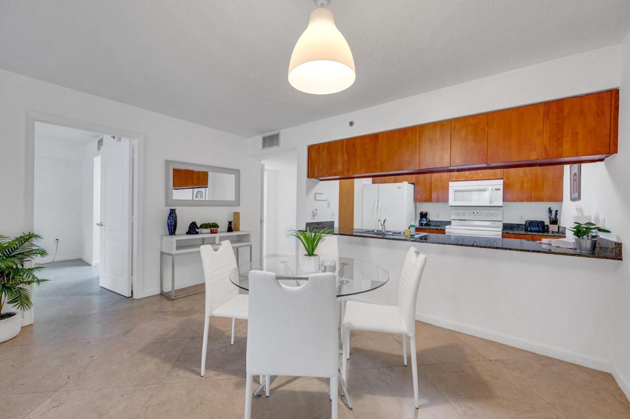 Gorgeous 1Br Condo Brickell-Freeparking Miami Luaran gambar
